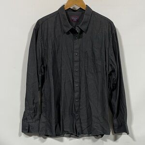 UNTUCKit Men's Casual Long-Sleeve Button-Down Shirt in Charcoal